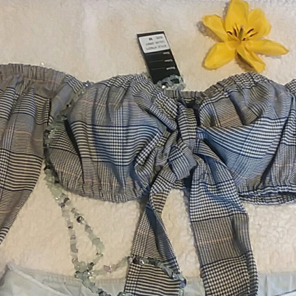 Hot & Delicious Crop Top Plaid Houndstooth - Picture 6 of 8